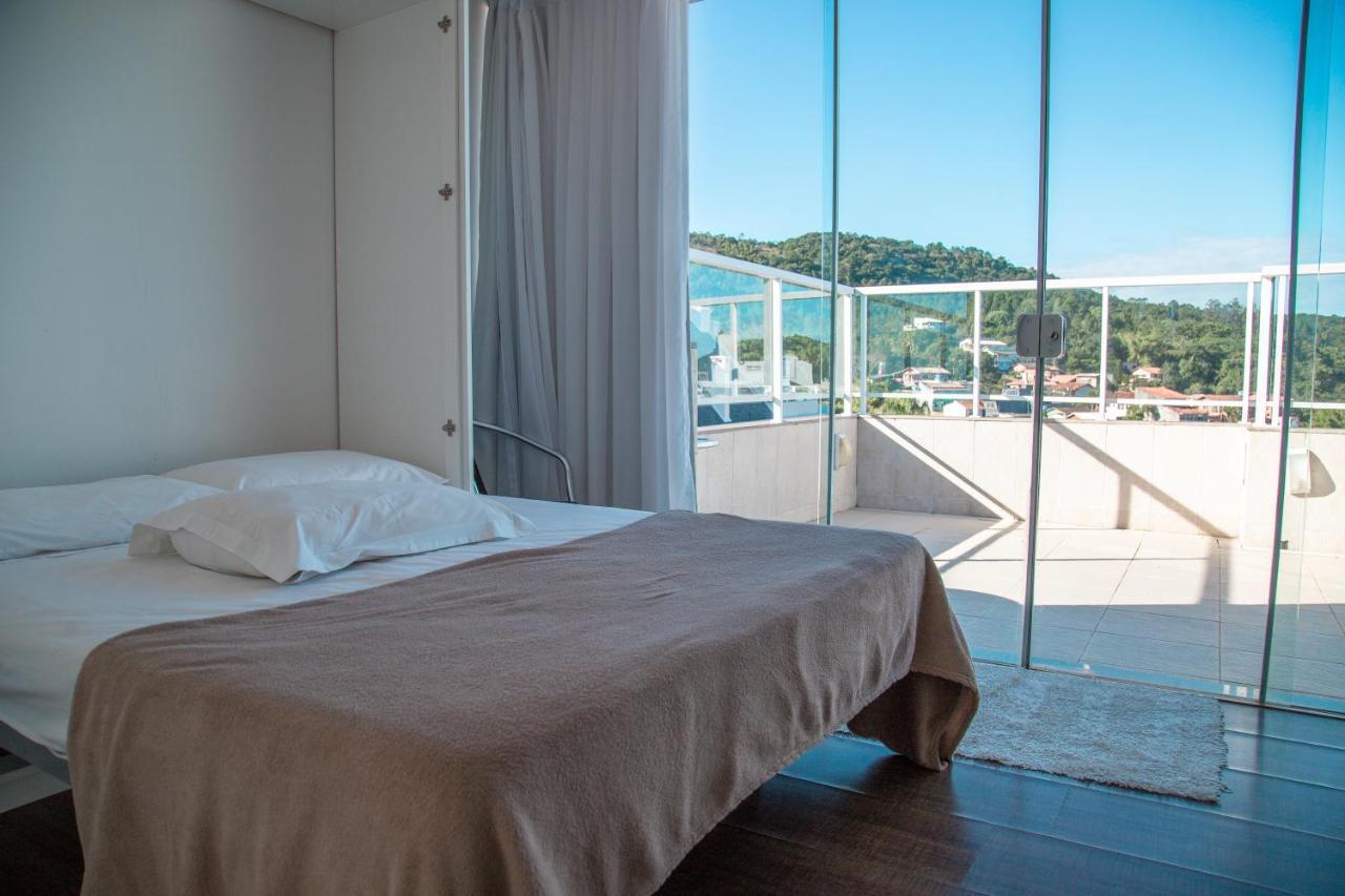 Mergulho No Mar De Jurere Com Vista Lateral Florianopolis Ngoại thất bức ảnh